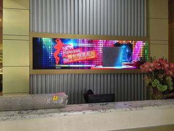 Gabinete al aire libre de la pantalla de la pantalla LED P5 con el sistema de control de NOVA para el club/el hotel