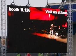 Eche la pared video de la pantalla LED de alquiler al aire libre de 8m m para el contexto, módulo 250 x 250 milímetros